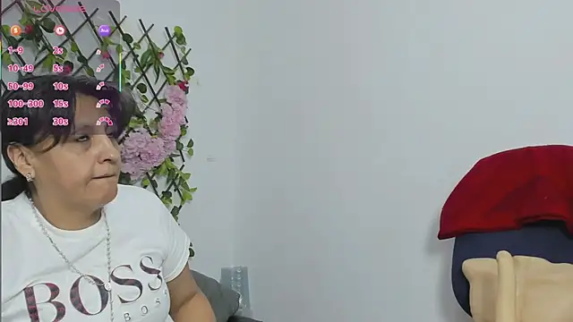 merlyna goldens online show from 11.21.25