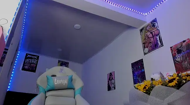 Lauryn muller online show from 03.04.25