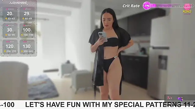 Snapshot of rouse_lili chatting on 11.13.25 rouse lili online show from 11.13.25