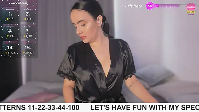 Snapshot of rouse_lili chatting on 11.29.25 rouse lili online show from 11.29.25