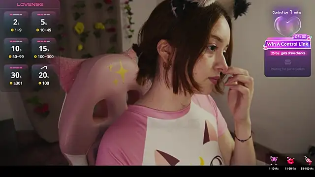 Snapshot of molly_russell chatting on 03.05.25 molly russell online show from 03.05.25