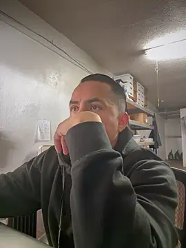 Snapshot of PeterGrandee chatting on 12.26.24 PeterGrandee online show from 12.26.24