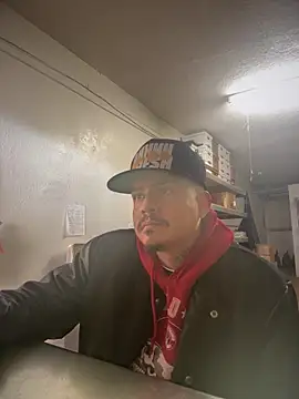 Snapshot of PeterGrandee chatting on 01.30.25 PeterGrandee online show from 01.30.25