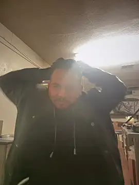 Snapshot of PeterGrandee chatting on 02.13.25 PeterGrandee online show from 02.13.25