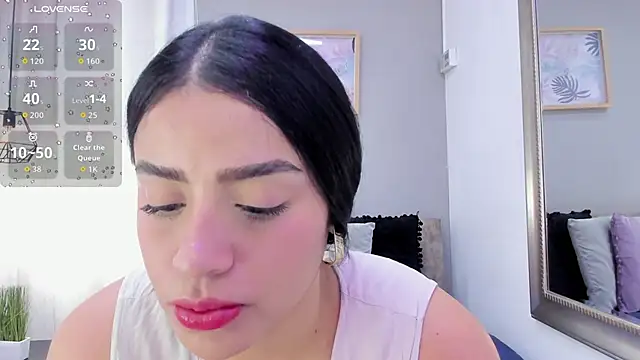 Paula Desousa online show from 09.14.25