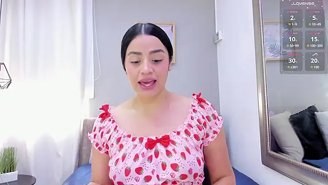 Paula Desousa online show from 09.16.25