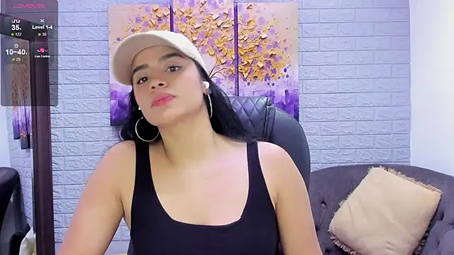 Paula Desousa online show from 10.24.25