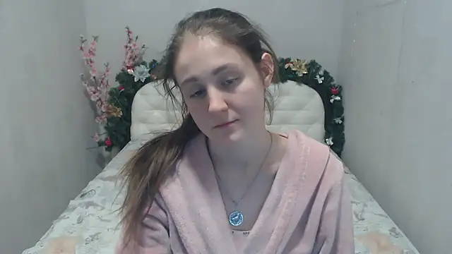 Snapshot of Holliy_Cooper chatting on 01.16.25 Holliy Cooper online show from 01.16.25