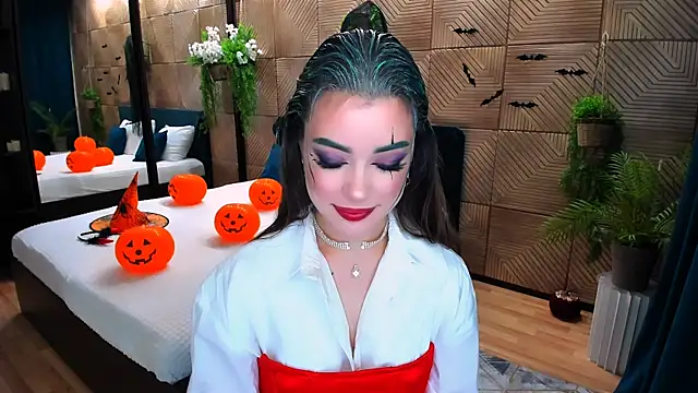 Snapshot of PutOnRepeat chatting on 10.31.25 PutOnRepeat online show from 10.31.25