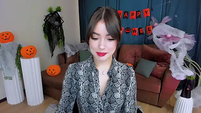 Snapshot of PutOnRepeat chatting on 11.05.25 PutOnRepeat online show from 11.05.25