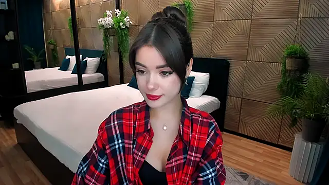 Snapshot of PutOnRepeat chatting on 11.13.25 PutOnRepeat online show from 11.13.25