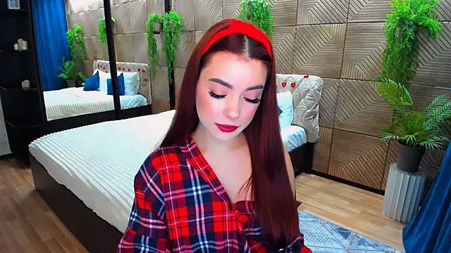 Snapshot of PutOnRepeat chatting on 02.25.26 PutOnRepeat online show from 02.25.26