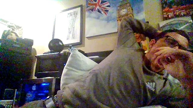 Snapshot of xxxebraXCX chatting on 12.09.24 xxxebraXCX online show from 12.09.24