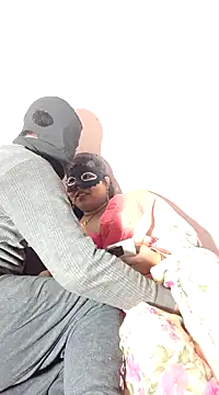 Snapshot of Something_61 chatting on 02.10.25 Something 61 online show from 02.10.25