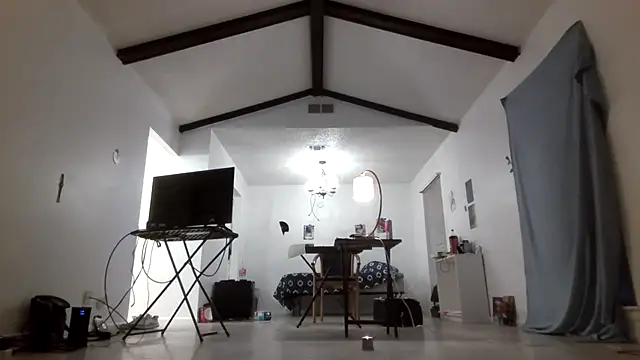 Snapshot of Peachestabby147 chatting on 09.25.25 Peachestabby147 online show from 09.25.25