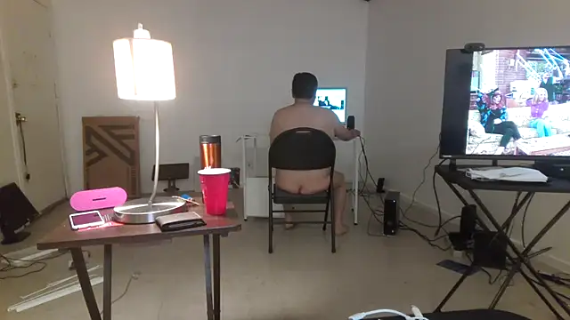 Snapshot of Peachestabby147 chatting on 10.23.25 Peachestabby147 online show from 10.23.25