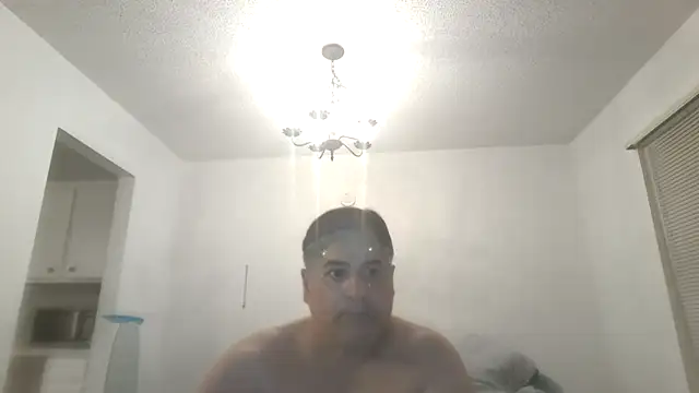 Peachestabby147 online show from 12.20.25