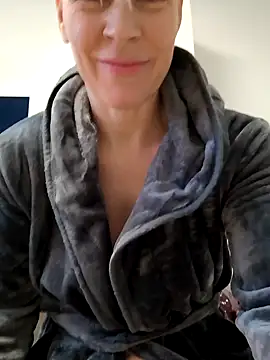 DarleenHot online show from 12.22.24