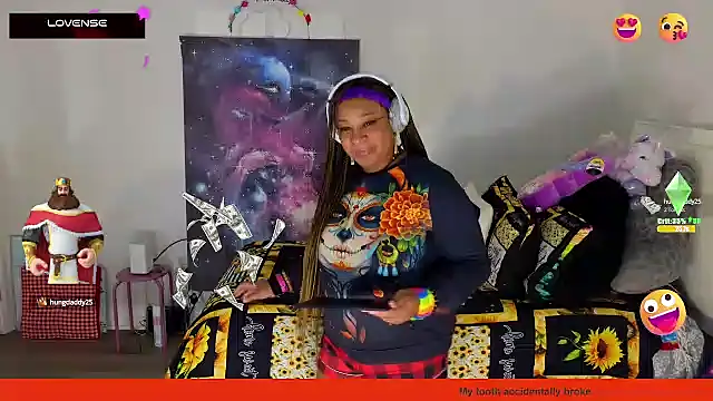 Snapshot of temptressbeauty24 chatting on 02.09.25 temptressbeauty24 online show from 02.09.25