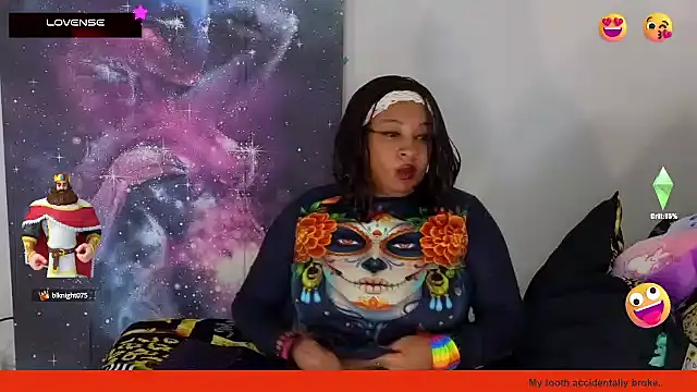 Snapshot of temptressbeauty24 chatting on 02.09.25 temptressbeauty24 online show from 02.09.25