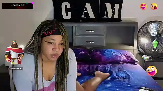 Snapshot of temptressbeauty24 chatting on 03.09.25 temptressbeauty24 online show from 03.09.25