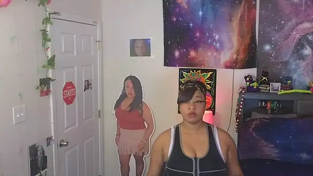 Snapshot of temptressbeauty24 chatting on 02.10.26 temptressbeauty24 online show from 02.10.26