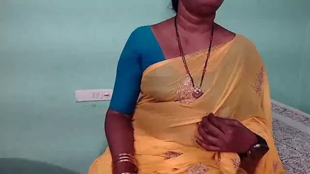 Snapshot of shrutitelugu69 chatting on 01.07.26 shrutitelugu69 online show from 01.07.26