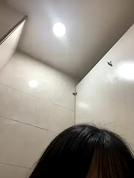 Asia-Lynn online show from 10.14.25