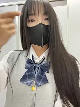 Asia-Lynn online show from 12.19.25