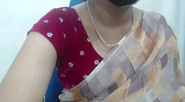 Lovely Siri 23 online show from 01.10.25