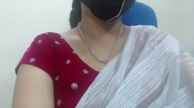 Lovely Siri 23 online show from 01.31.25