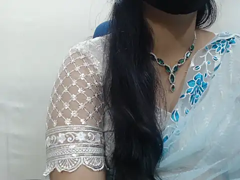 Lovely Siri 23 online show from 01.08.26