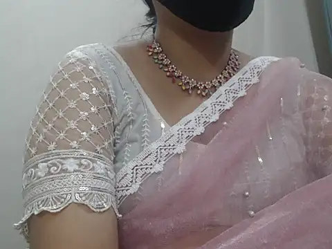 Lovely Siri 23 online show from 04.28.26