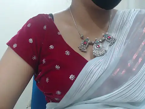 Lovely Siri 23 online show from 04.29.26