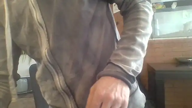 Snapshot of Stevenson988 chatting on 10.14.25 Stevenson988 online show from 10.14.25