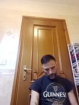 Snapshot of coppiasenzacensura chatting on 06.11.26 coppiasenzacensura online show from 06.11.26
