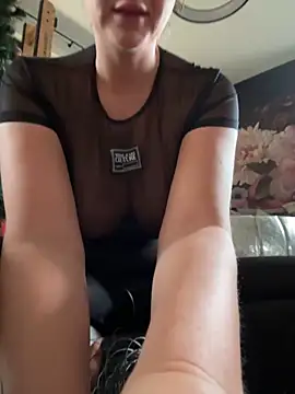 Bella-Tight online show from 11.20.25