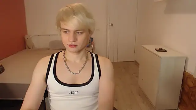 Oliver sweet  online show from 02.13.26