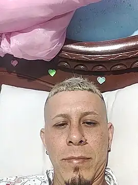 Snapshot of Somospareja1987 chatting on 02.09.25 Somospareja1987 online show from 02.09.25