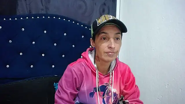 Snapshot of anyu1306 chatting on 03.16.25 anyu1306 online show from 03.16.25