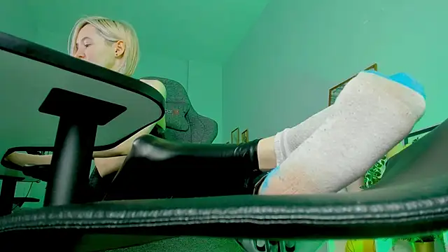 ReiYosimoto online show from 01.03.25