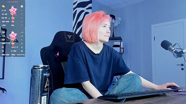 ReiYosimoto online show from 10.04.25