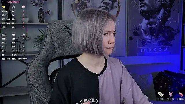 Snapshot of ReiYosimoto chatting on 03.22.26 ReiYosimoto online show from 03.22.26