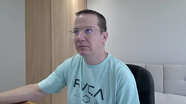 BrettJ81 online show from 02.09.25