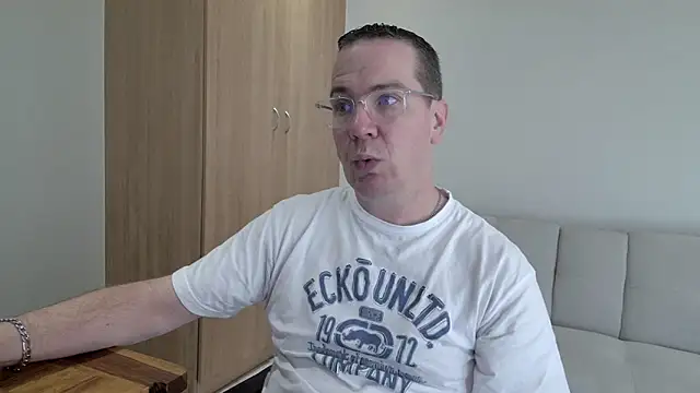 BrettJ81 online show from 05.03.26