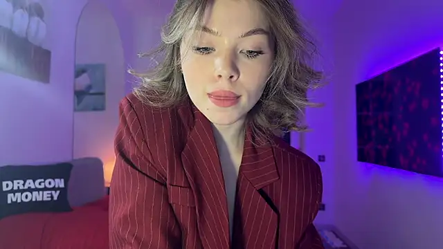 Aliceimhorny online show from 02.14.25