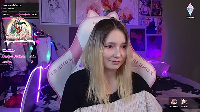 Snapshot of Evie_Ro chatting on 12.22.24 Evie Ro online show from 12.22.24