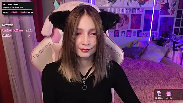 Snapshot of Evie_Ro chatting on 03.01.26 Evie Ro online show from 03.01.26