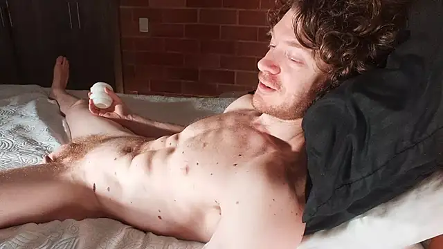 Snapshot of warrenkener chatting on 02.13.26 warrenkener online show from 02.13.26