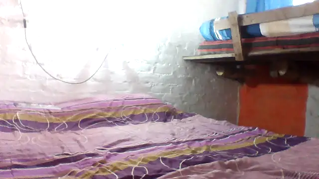 Snapshot of kvr27 chatting on 05.27.26 kvr27 online show from 05.27.26